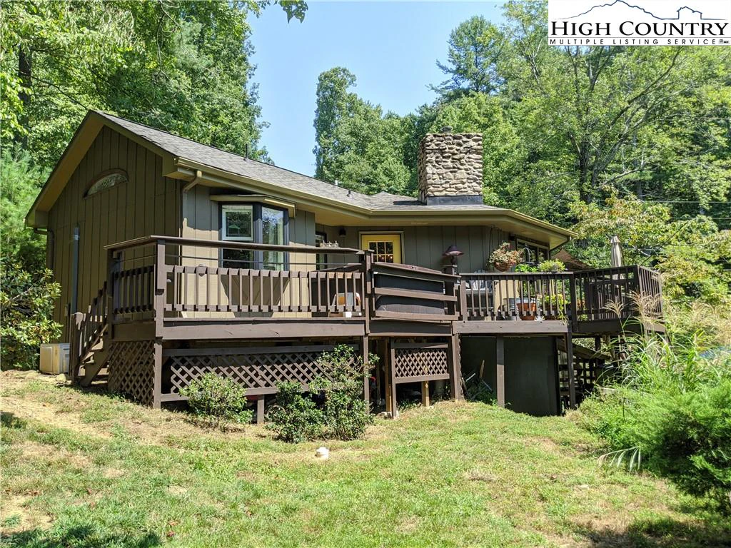 Image number 1 for the current listing