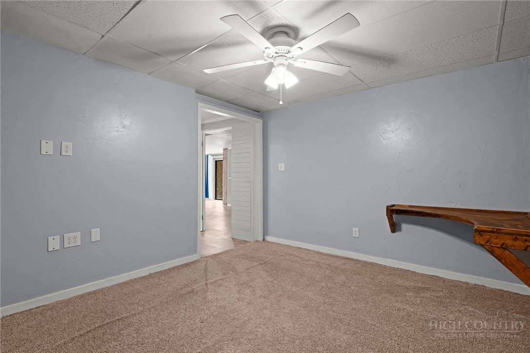 Image number 5 for the current listing