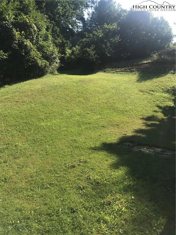 Image number 9 for the current listing