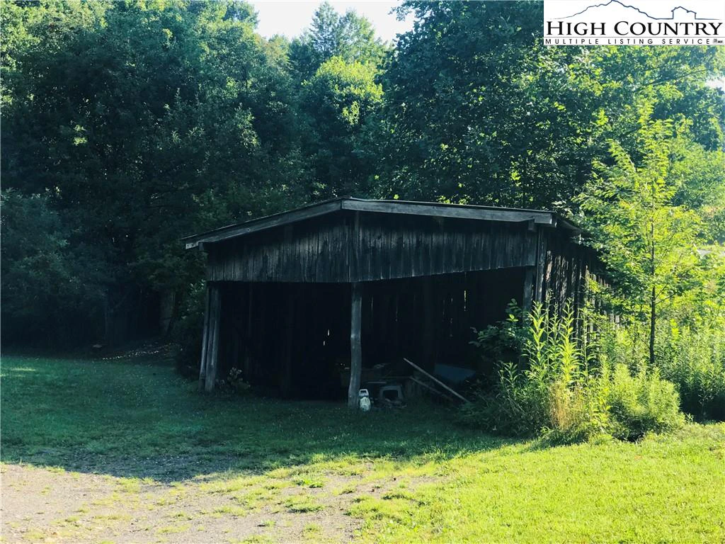 Image number 3 for the current listing