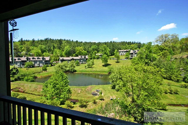 Image number 9 for the current listing