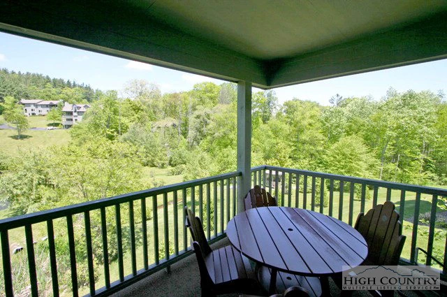 Image number 5 for the current listing
