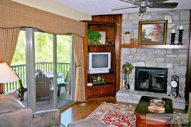 Image number 20 for the current listing