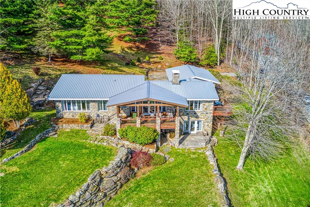 Image number 1 for the current listing