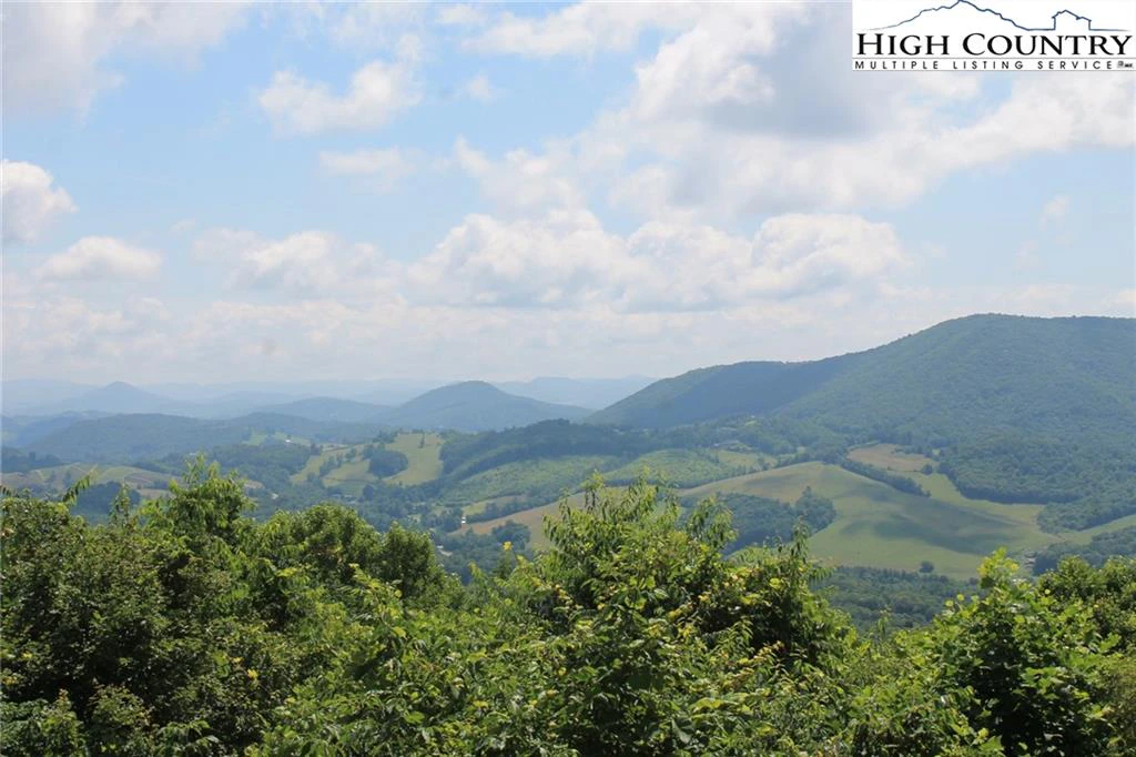 Image number 18 for the current listing