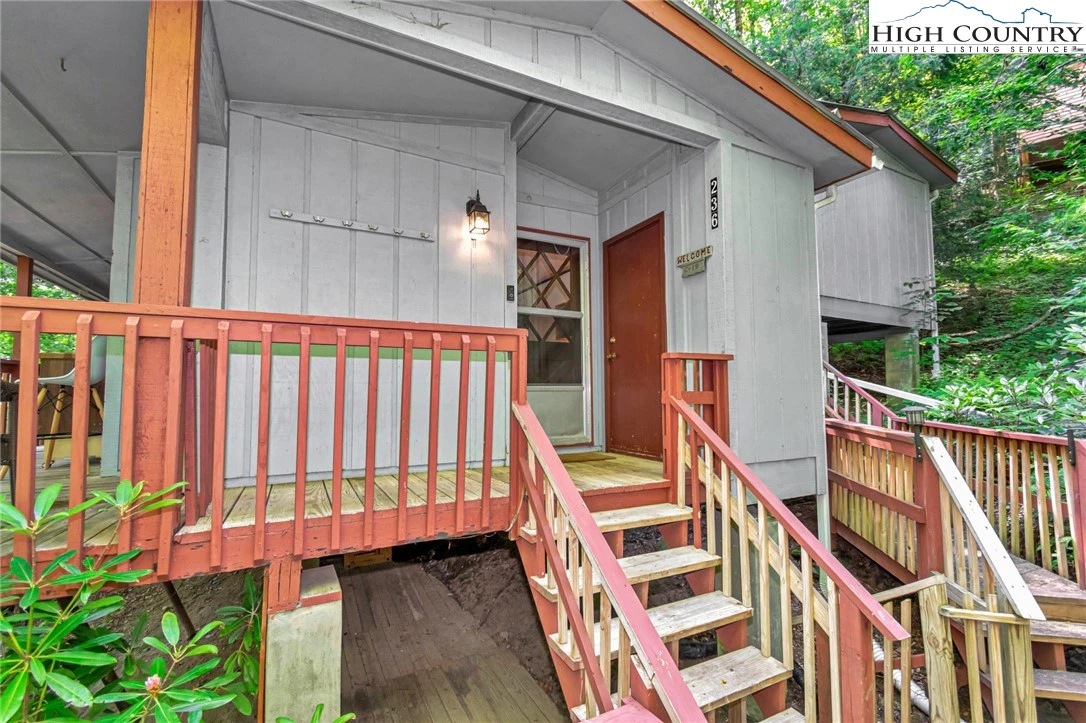 Image number 12 for the current listing