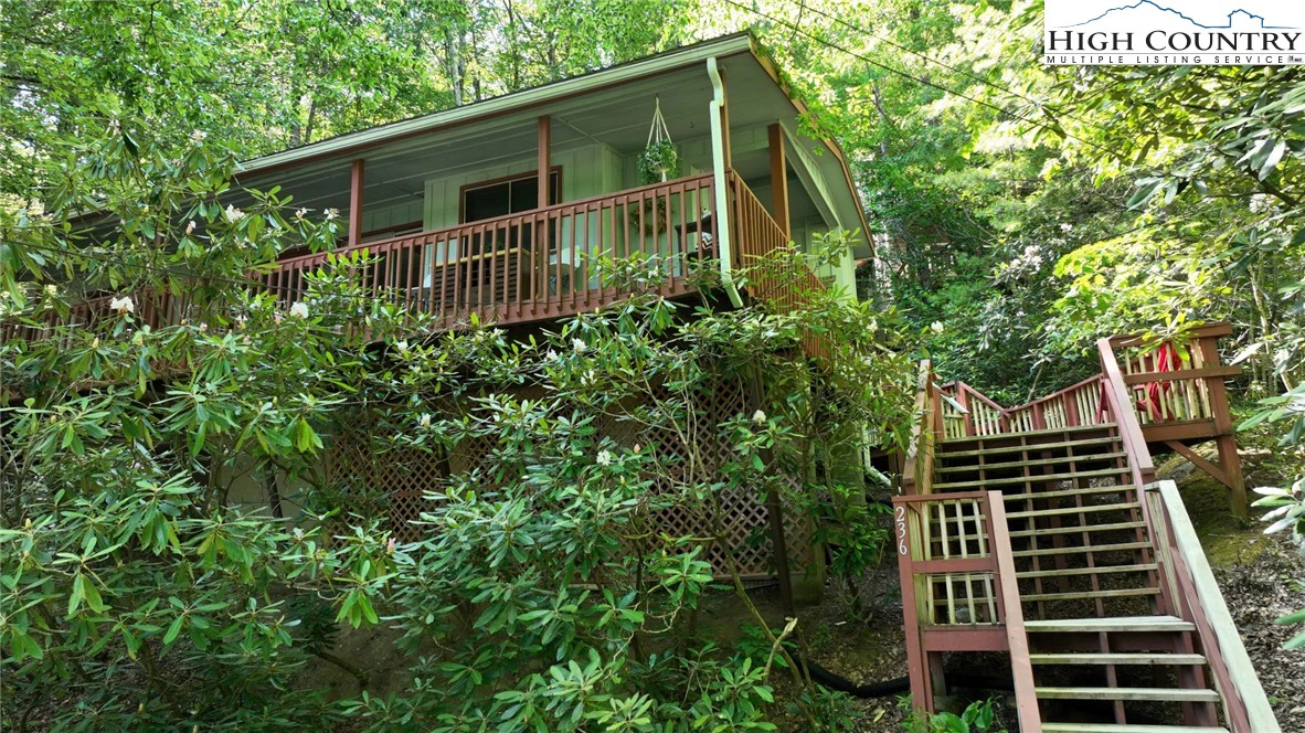 Image number 19 for the current listing