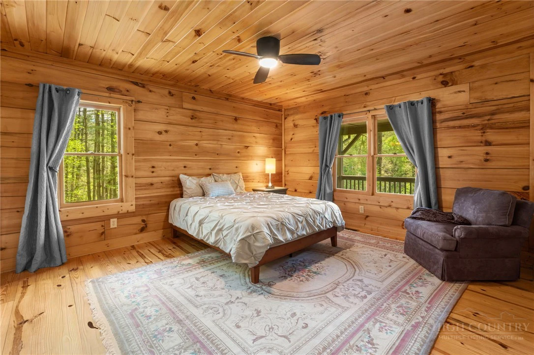 Image number 7 for the current listing