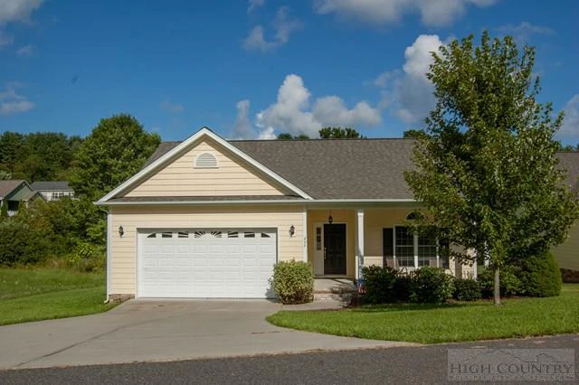 Image number 1 for the current listing