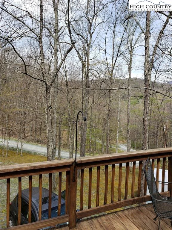 Image number 2 for the current listing