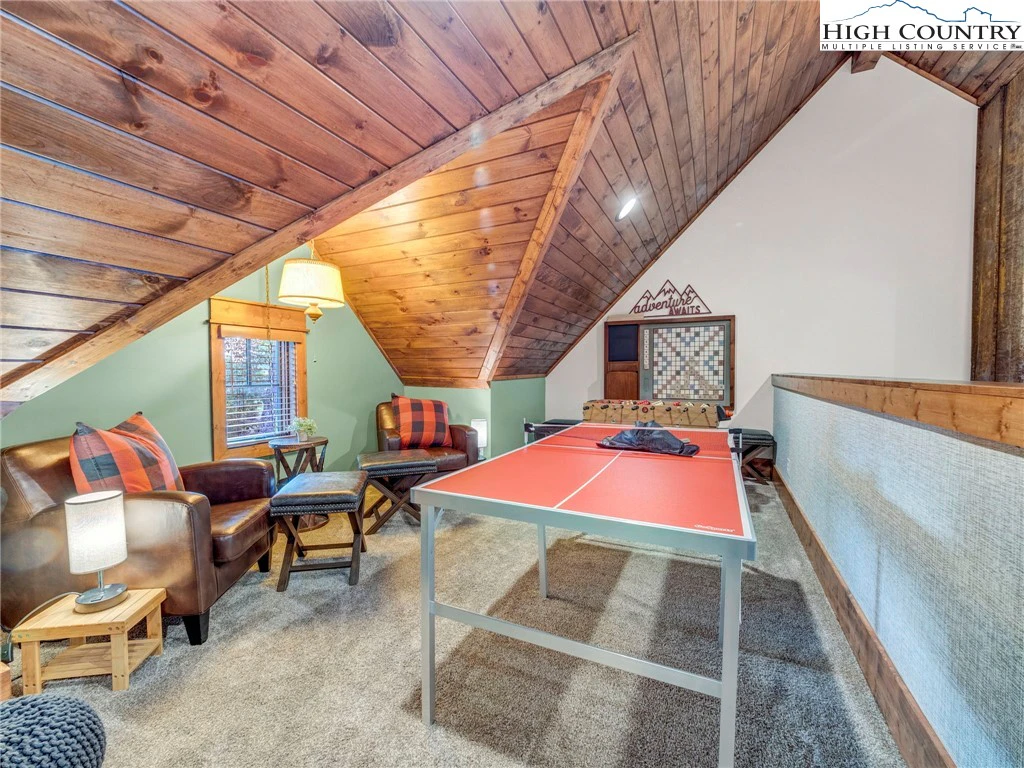 Image number 9 for the current listing