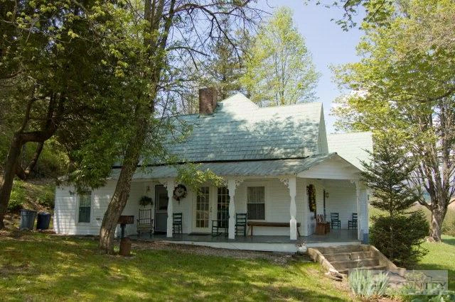 Image number 19 for the current listing