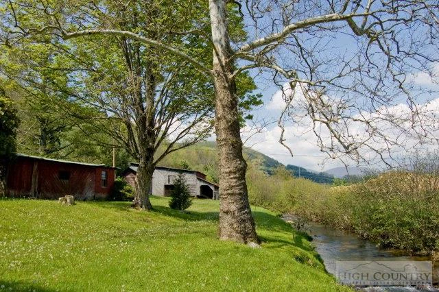Image number 15 for the current listing