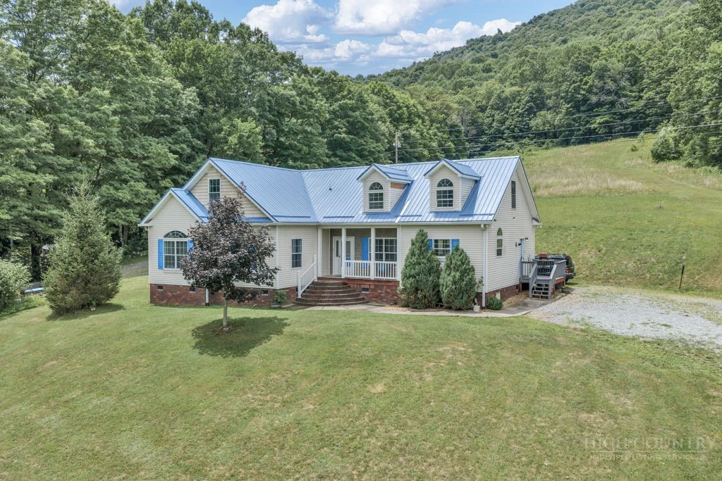 Image number 2 for the current listing
