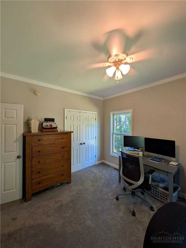 Image number 3 for the current listing