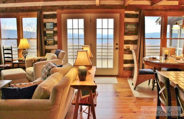 Image number 9 for the current listing