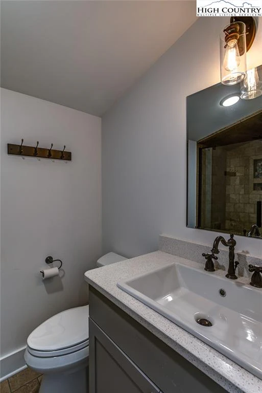 Image number 7 for the current listing