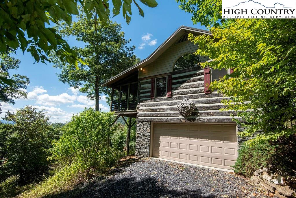Image number 21 for the current listing