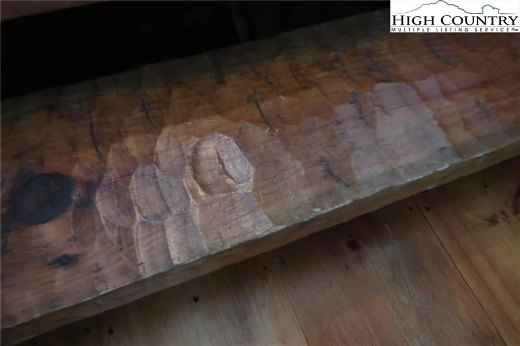 Image number 7 for the current listing