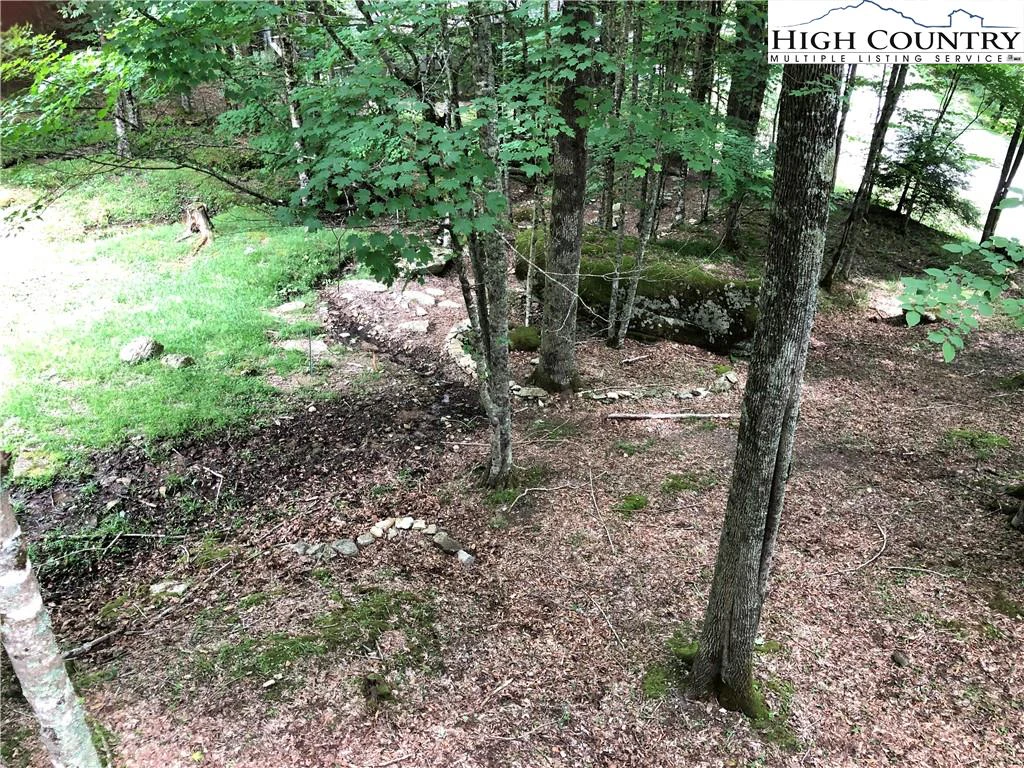 Image number 8 for the current listing