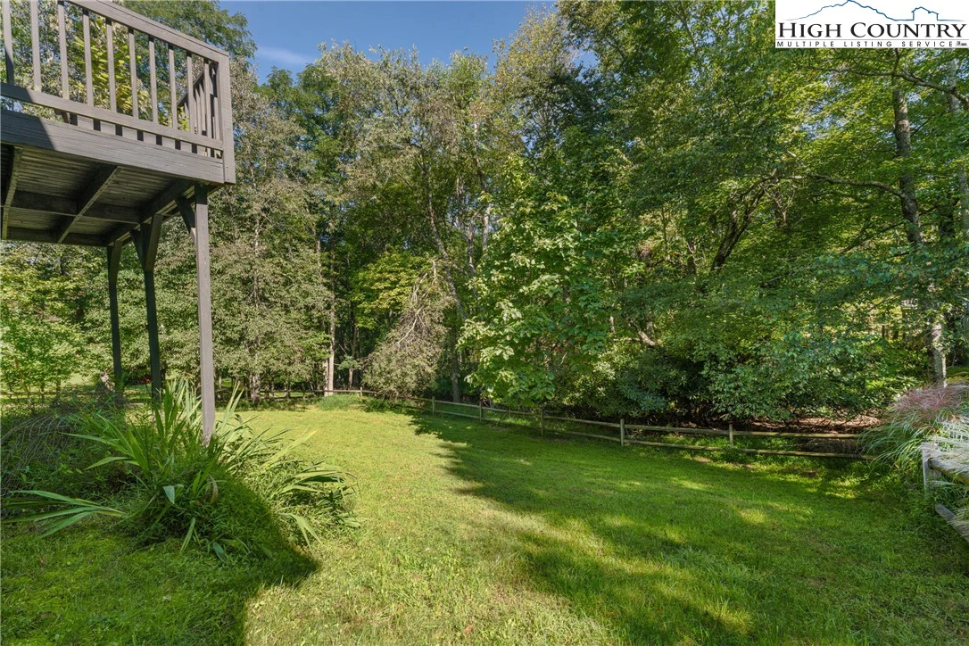 Image number 16 for the current listing