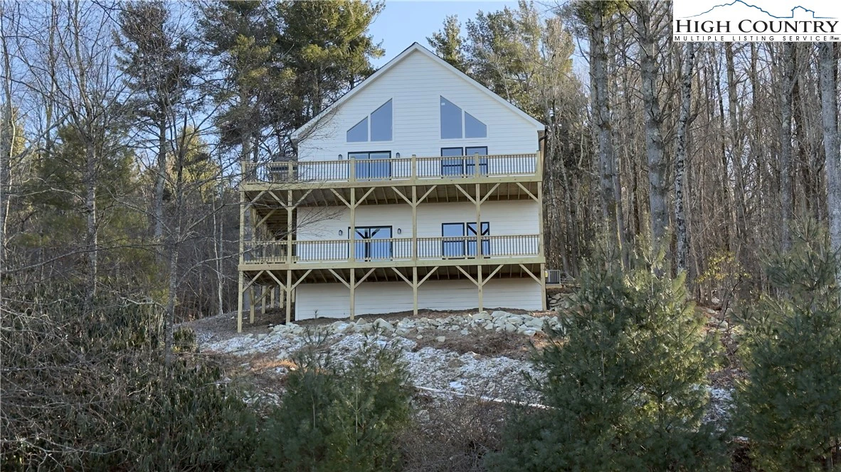 Image number 9 for the current listing