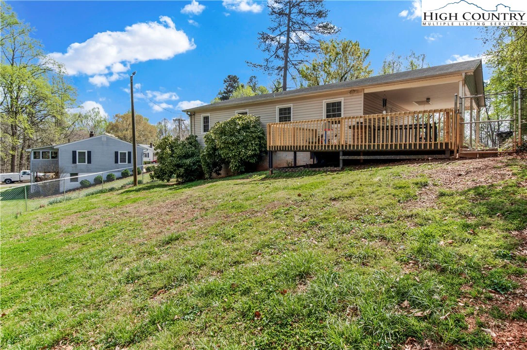Image number 6 for the current listing