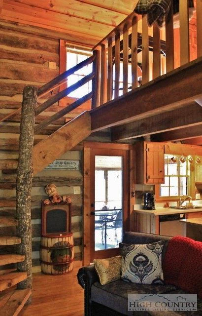 Image number 3 for the current listing