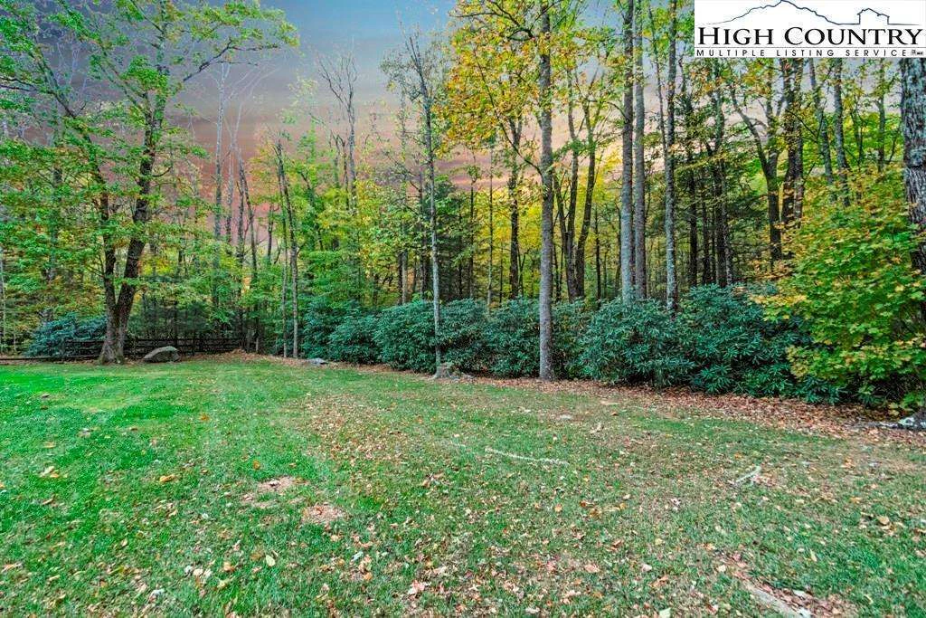 Image number 15 for the current listing