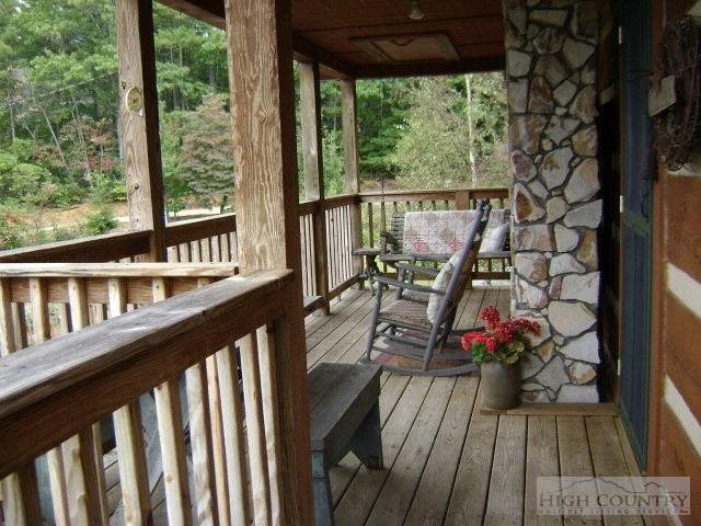 Image number 12 for the current listing