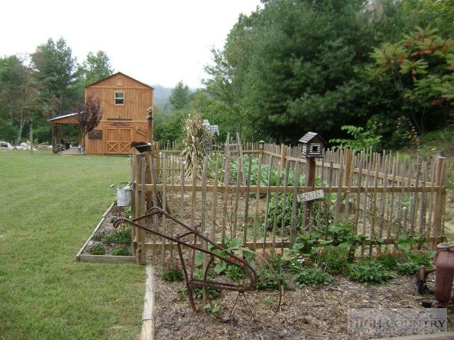 Image number 6 for the current listing