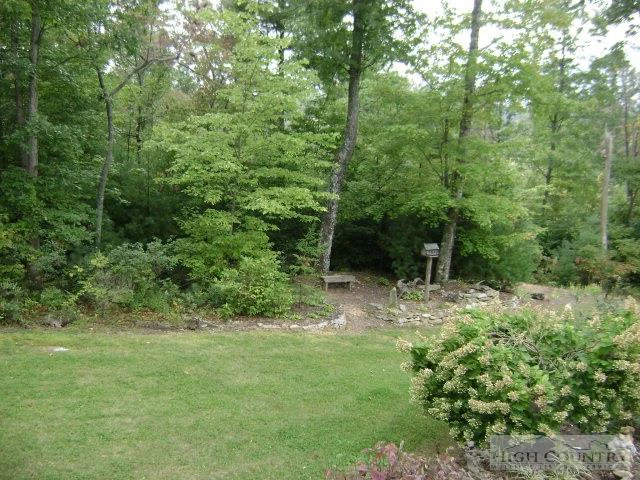 Image number 3 for the current listing