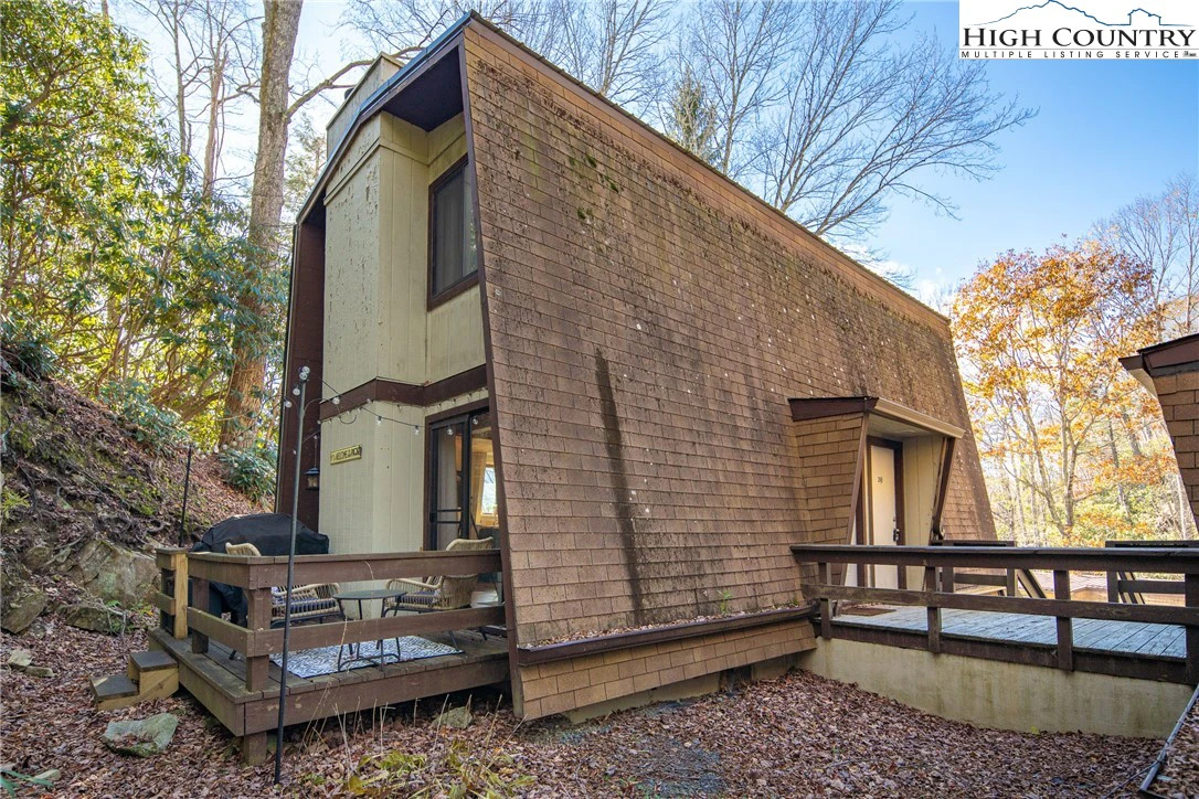 Image number 5 for the current listing