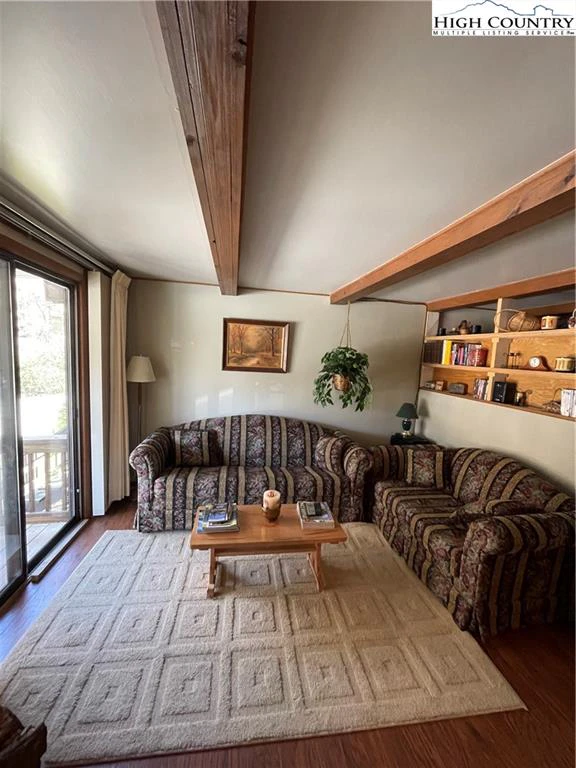 Image number 7 for the current listing
