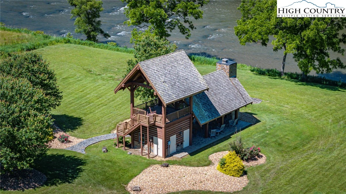 Image number 8 for the current listing