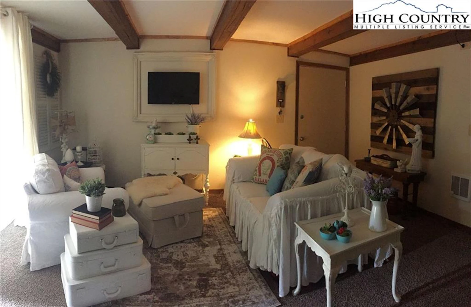 Image number 5 for the current listing