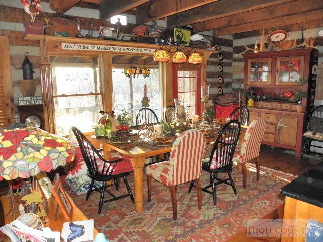 Image number 4 for the current listing