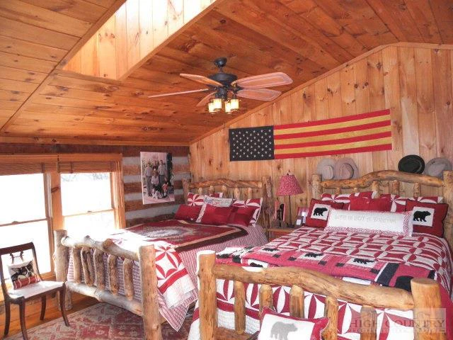 Image number 18 for the current listing