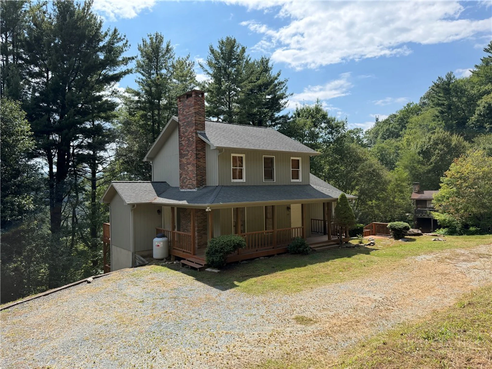 Image number 1 for the current listing