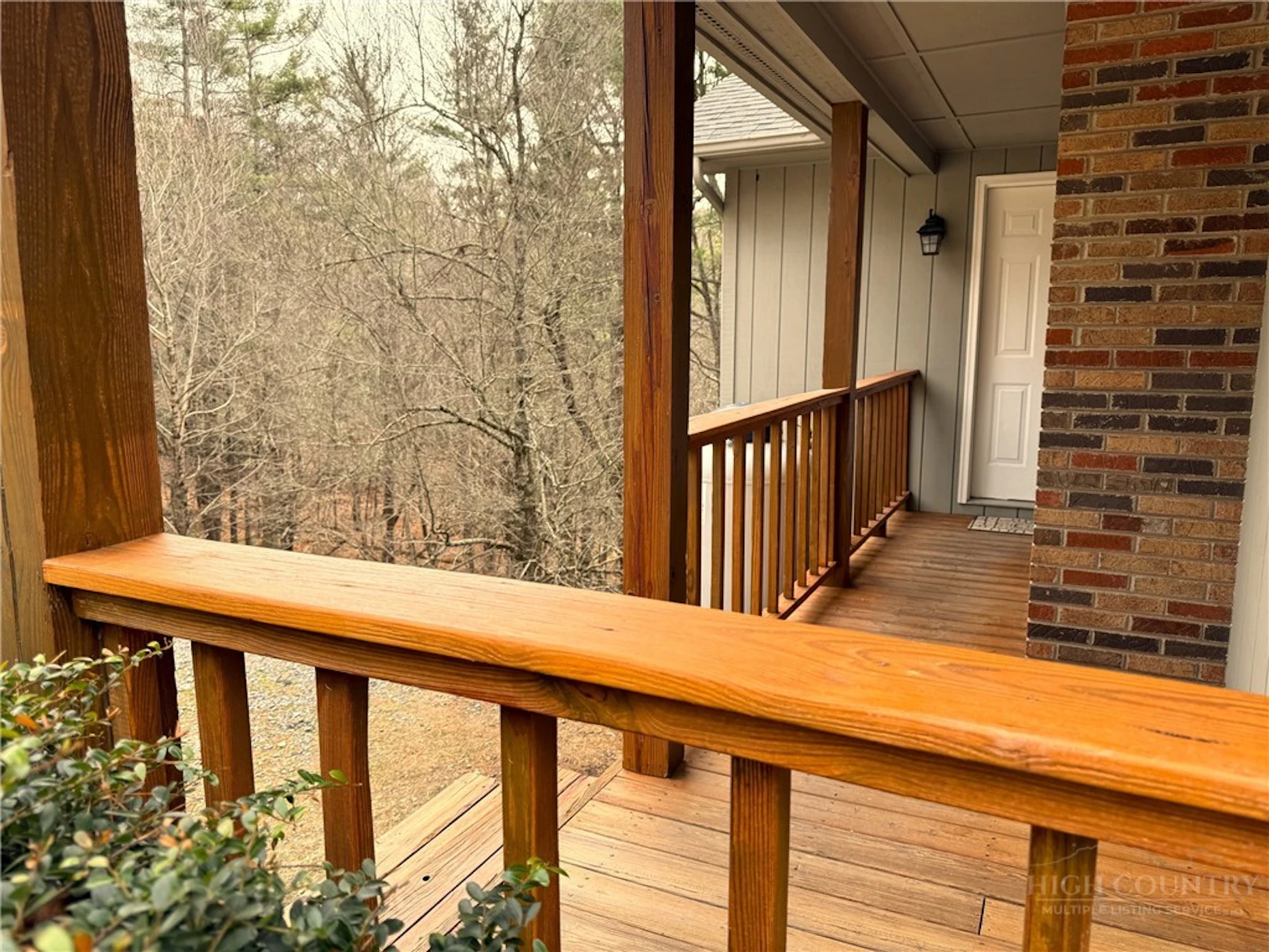 Image number 15 for the current listing