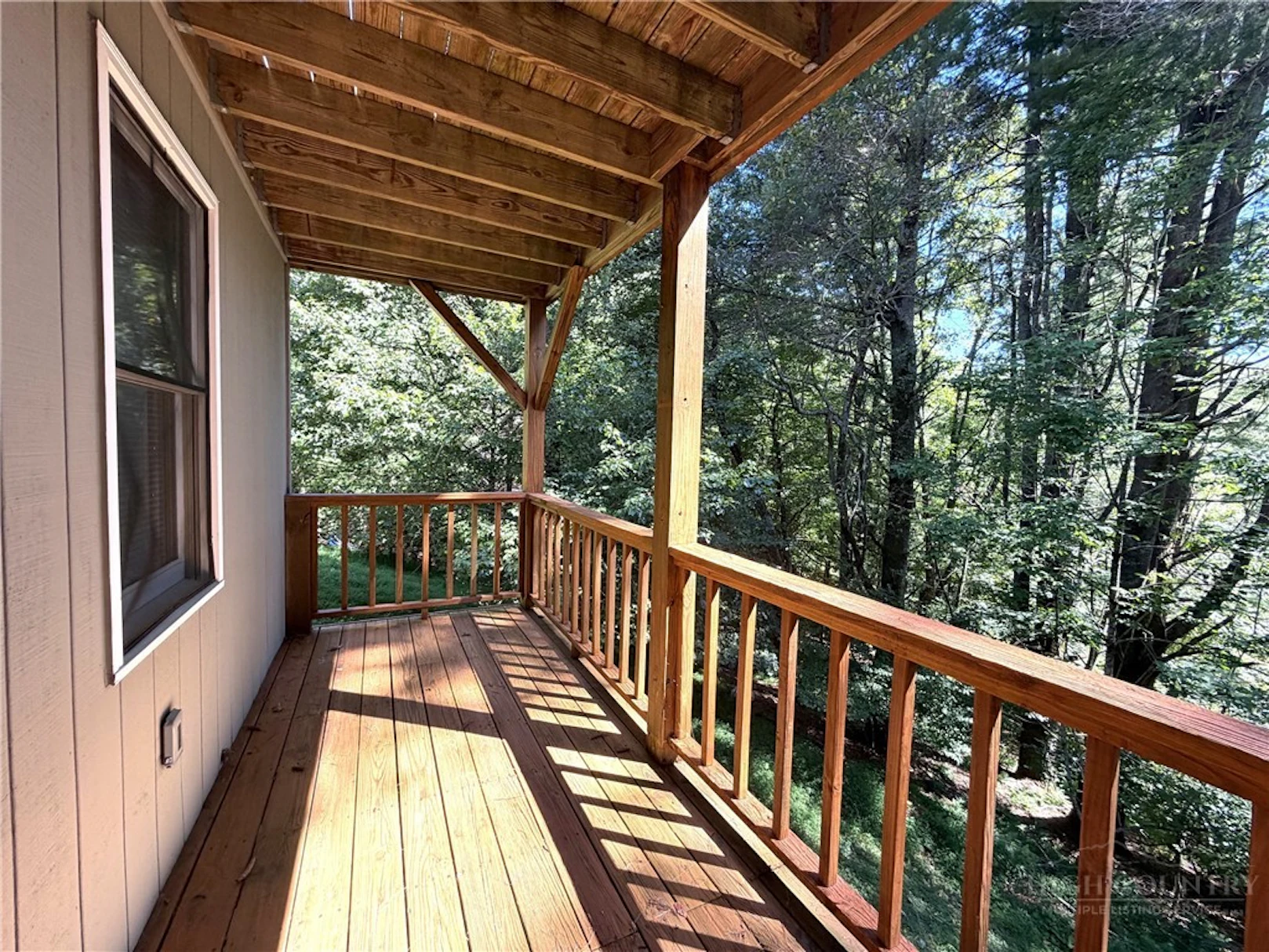 Image number 8 for the current listing