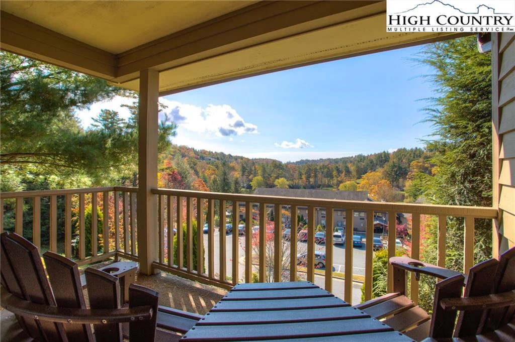 Image number 13 for the current listing
