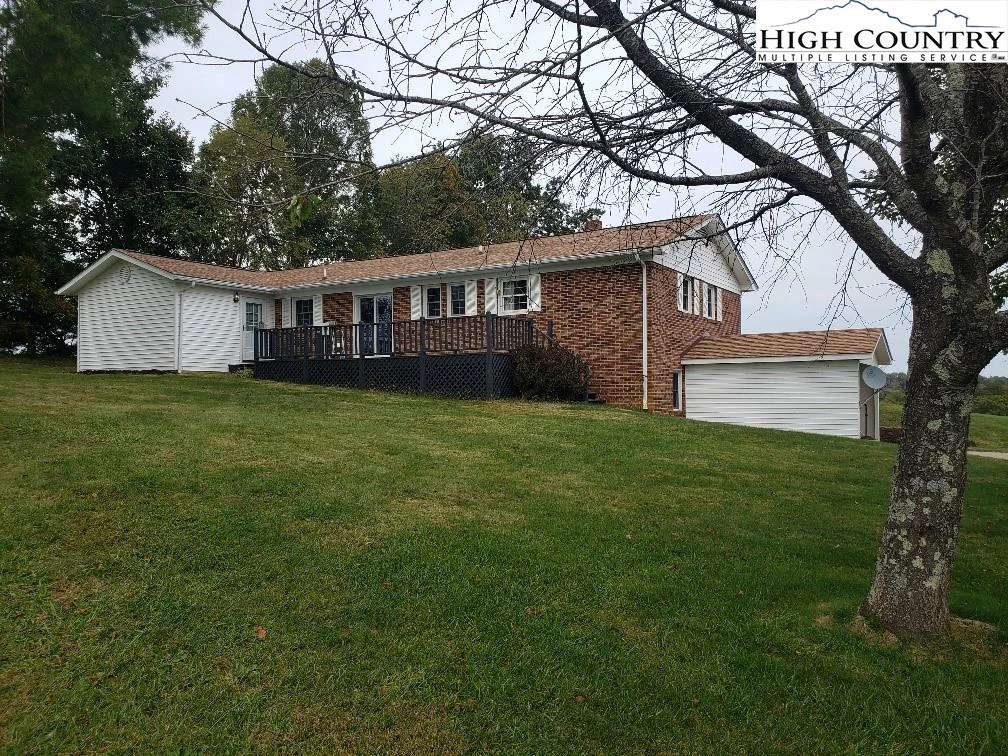 Image number 19 for the current listing