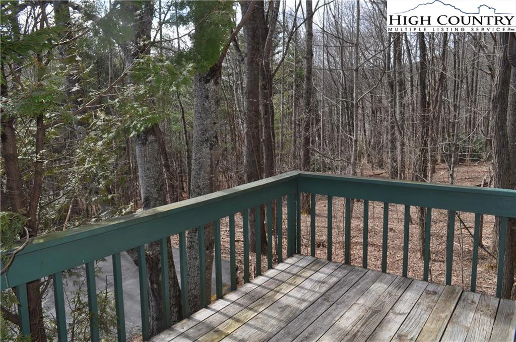 Image number 2 for the current listing