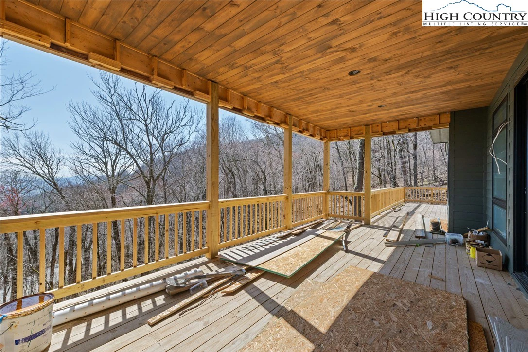 Image number 10 for the current listing