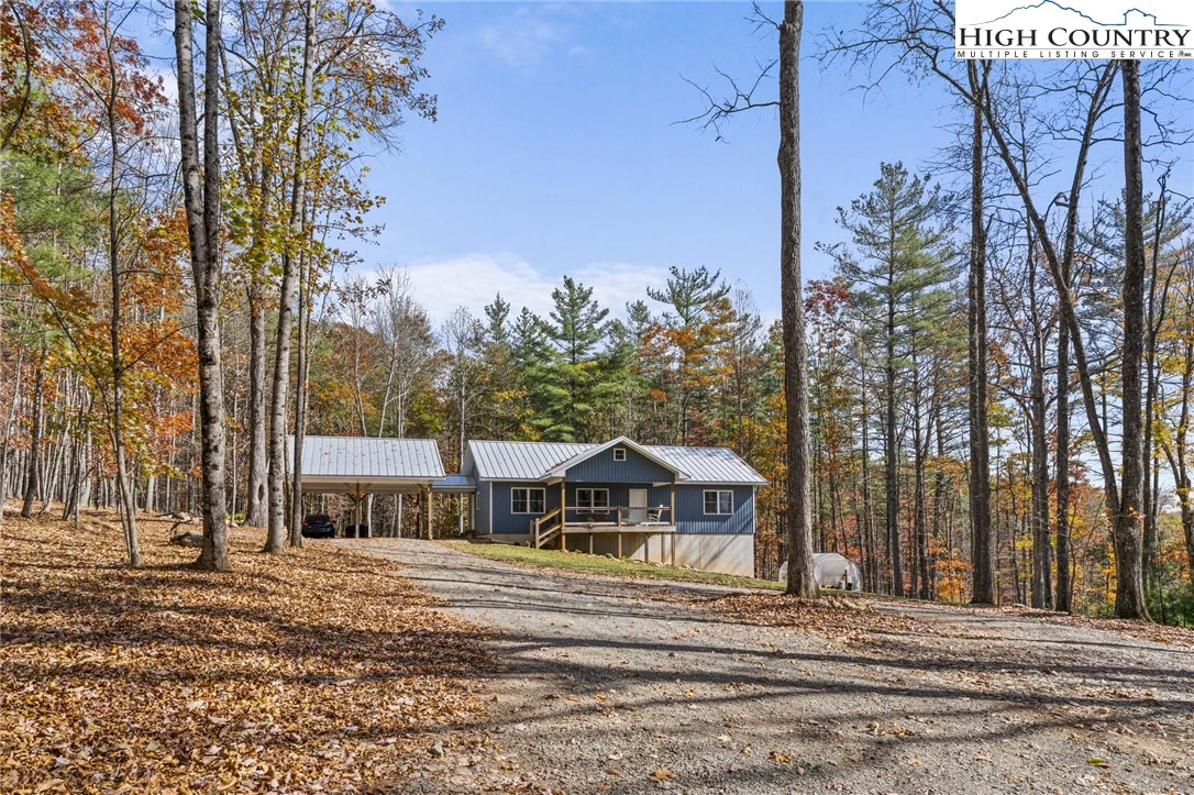 Image number 13 for the current listing