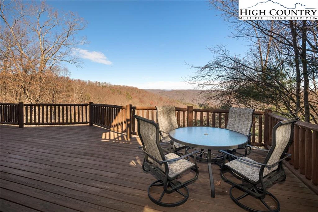 Image number 2 for the current listing