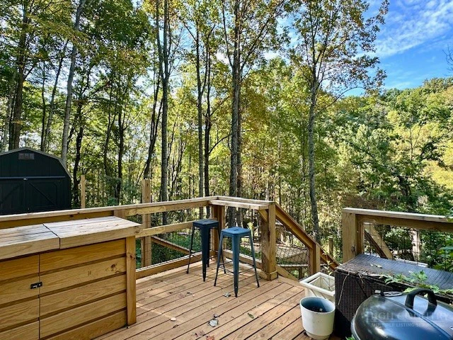 Image number 12 for the current listing