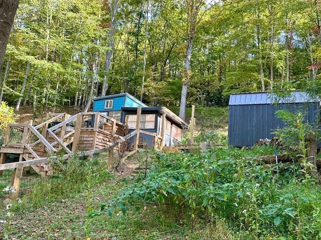 Image number 9 for the current listing