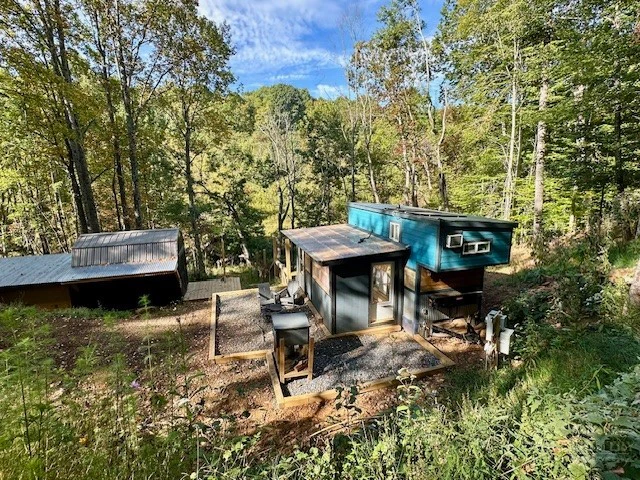 Image number 3 for the current listing